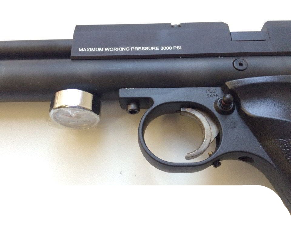 Пневматический пистолет Crosman 1701P 4,5 мм