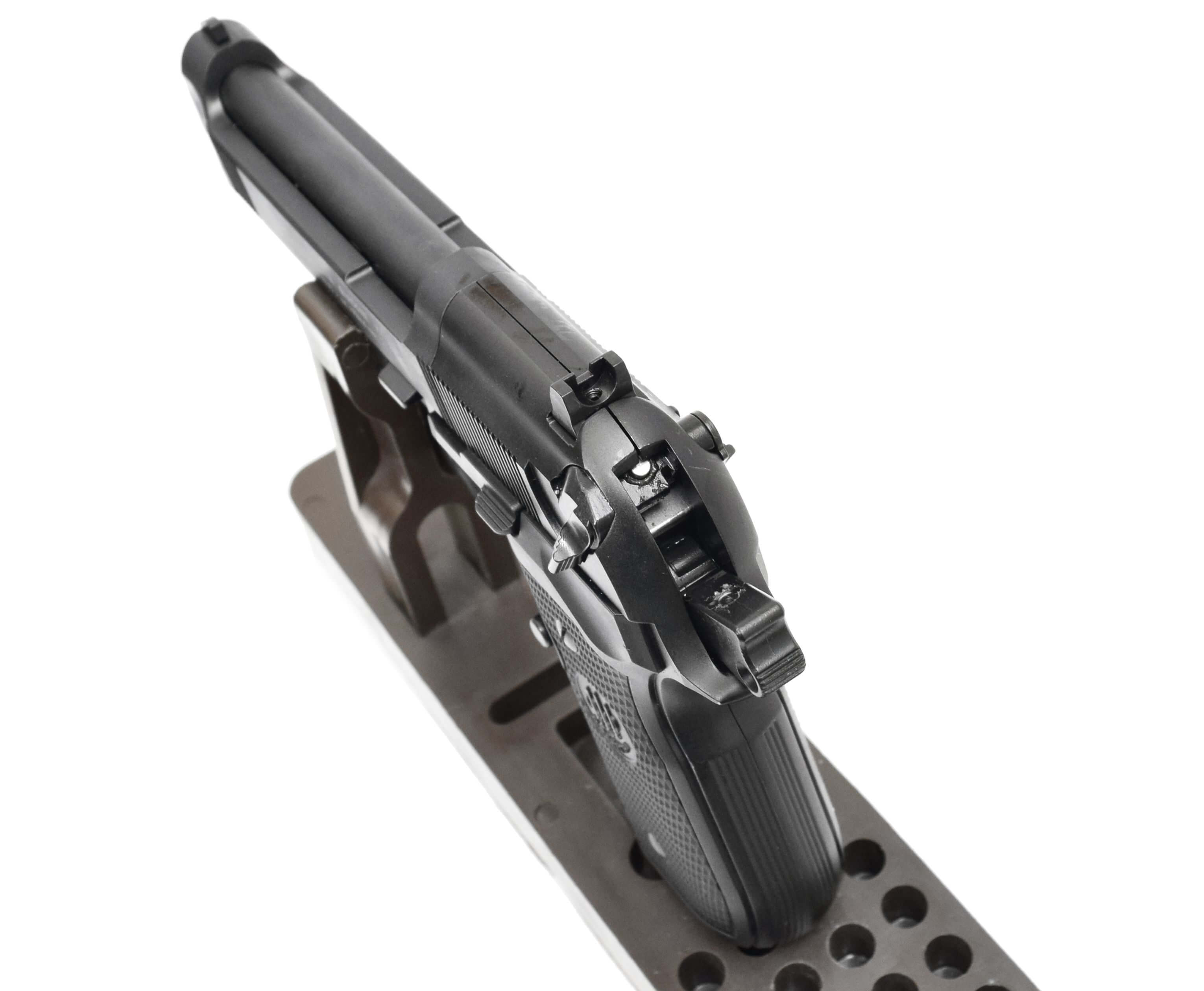 Пневматический пистолет Umarex Beretta 92 FS черный с черными накладками 4,5 мм