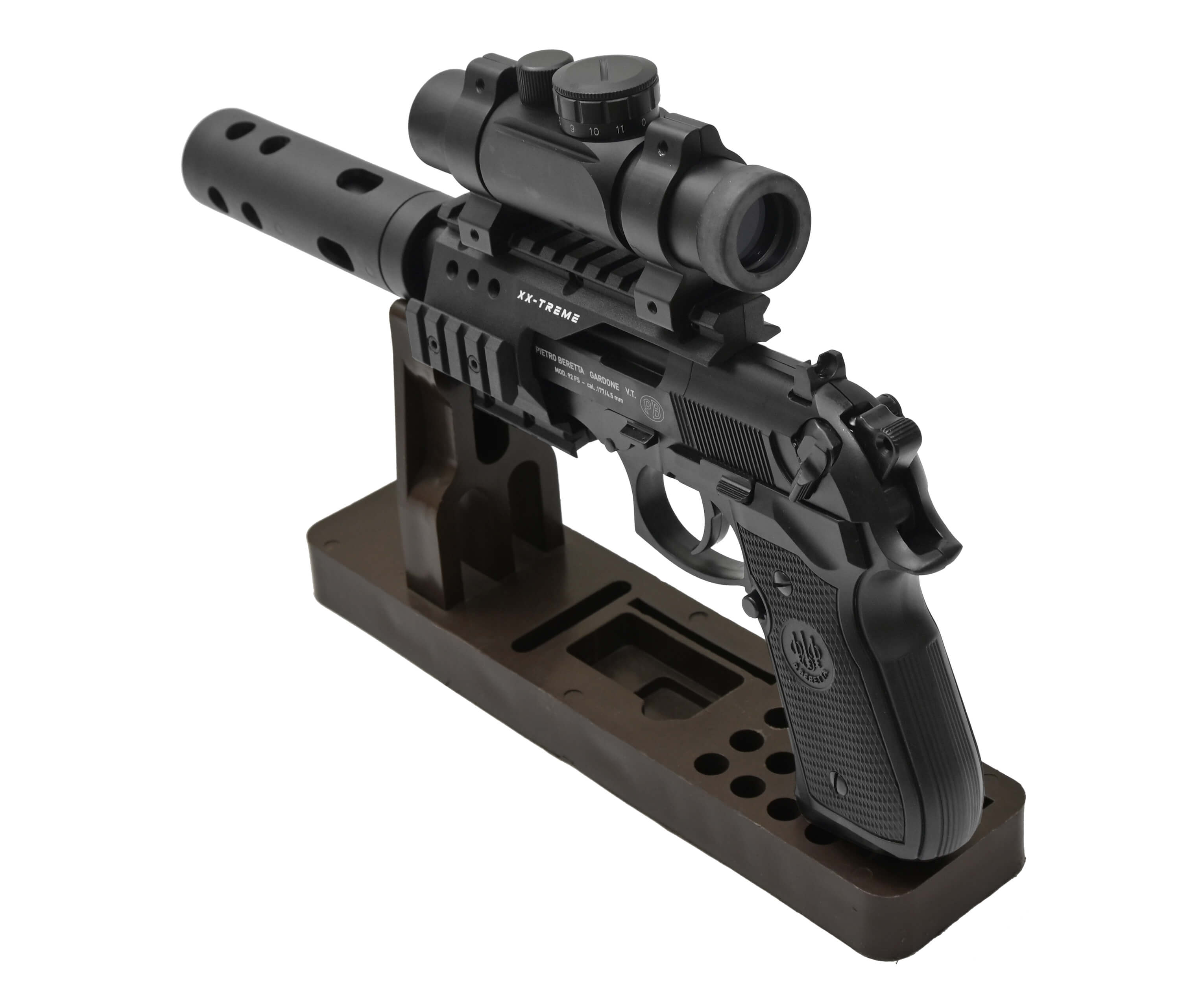 Пневматический пистолет Umarex Beretta 92 FS XX-TREME (глушитель, коллиматор) 4,5 мм 