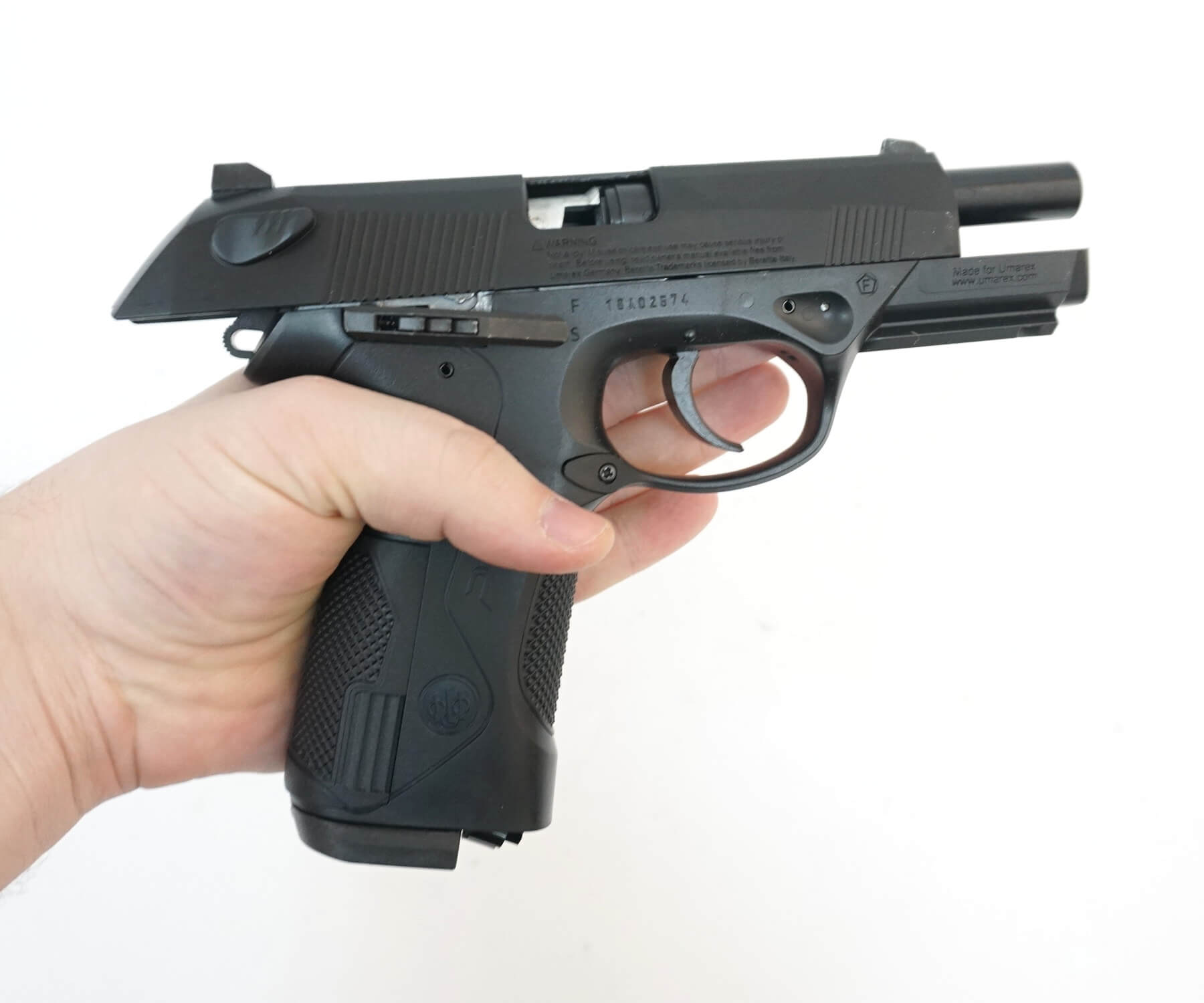 Пневматический пистолет Umarex Beretta Px4 Storm 4,5 мм