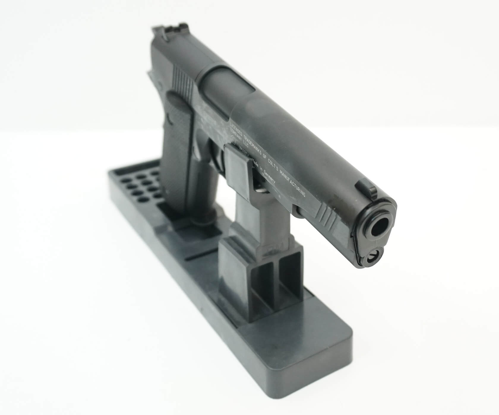 Пневматический пистолет Umarex Colt Government 1911 A1 4,5 мм