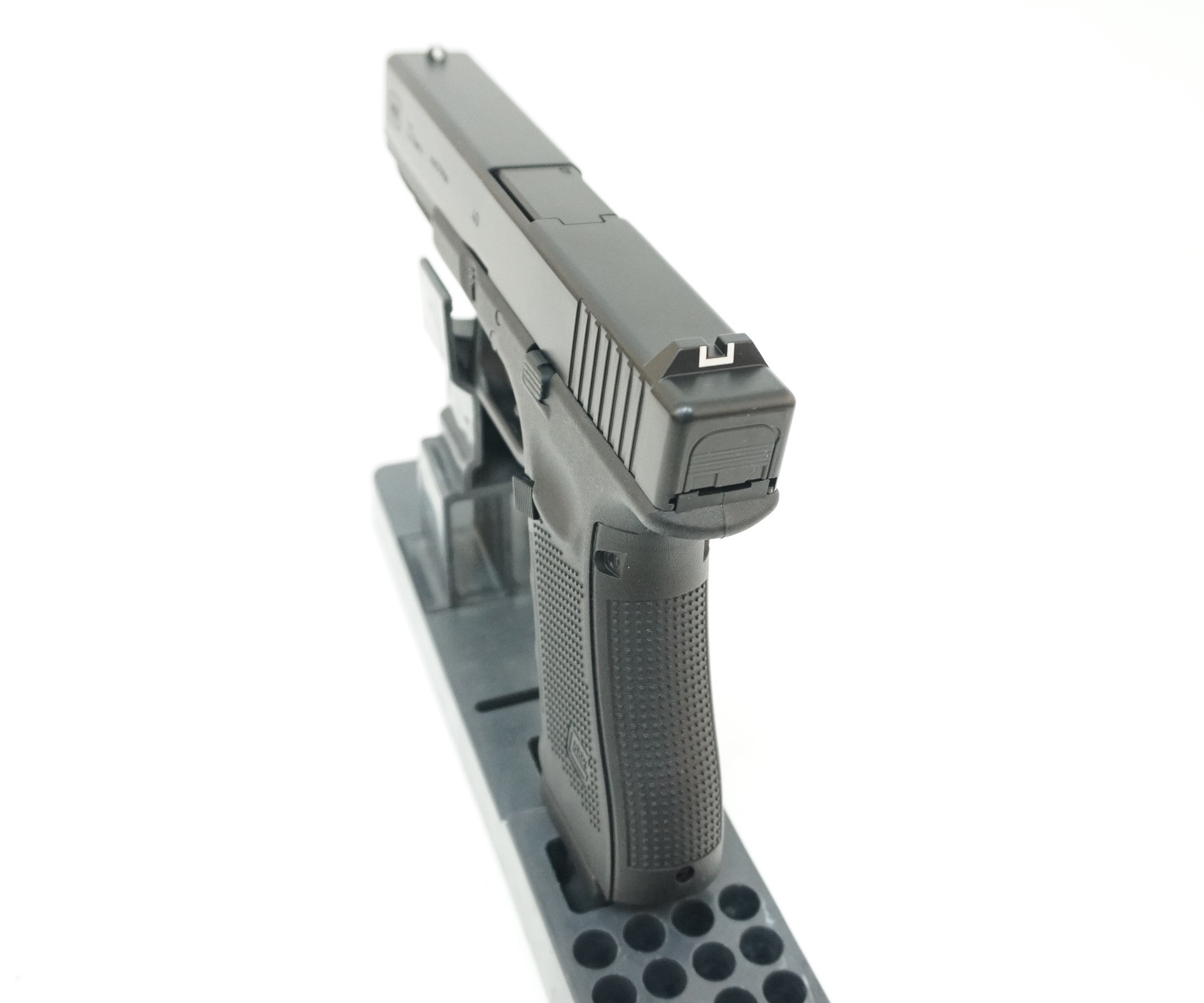 Пневматический пистолет Umarex Glock 22 4,5 мм 