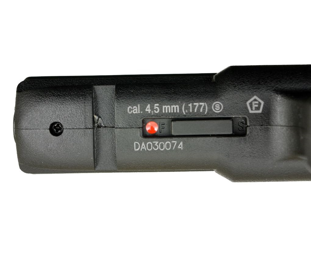 Пневматический пистолет Umarex Glock 22 4,5 мм 