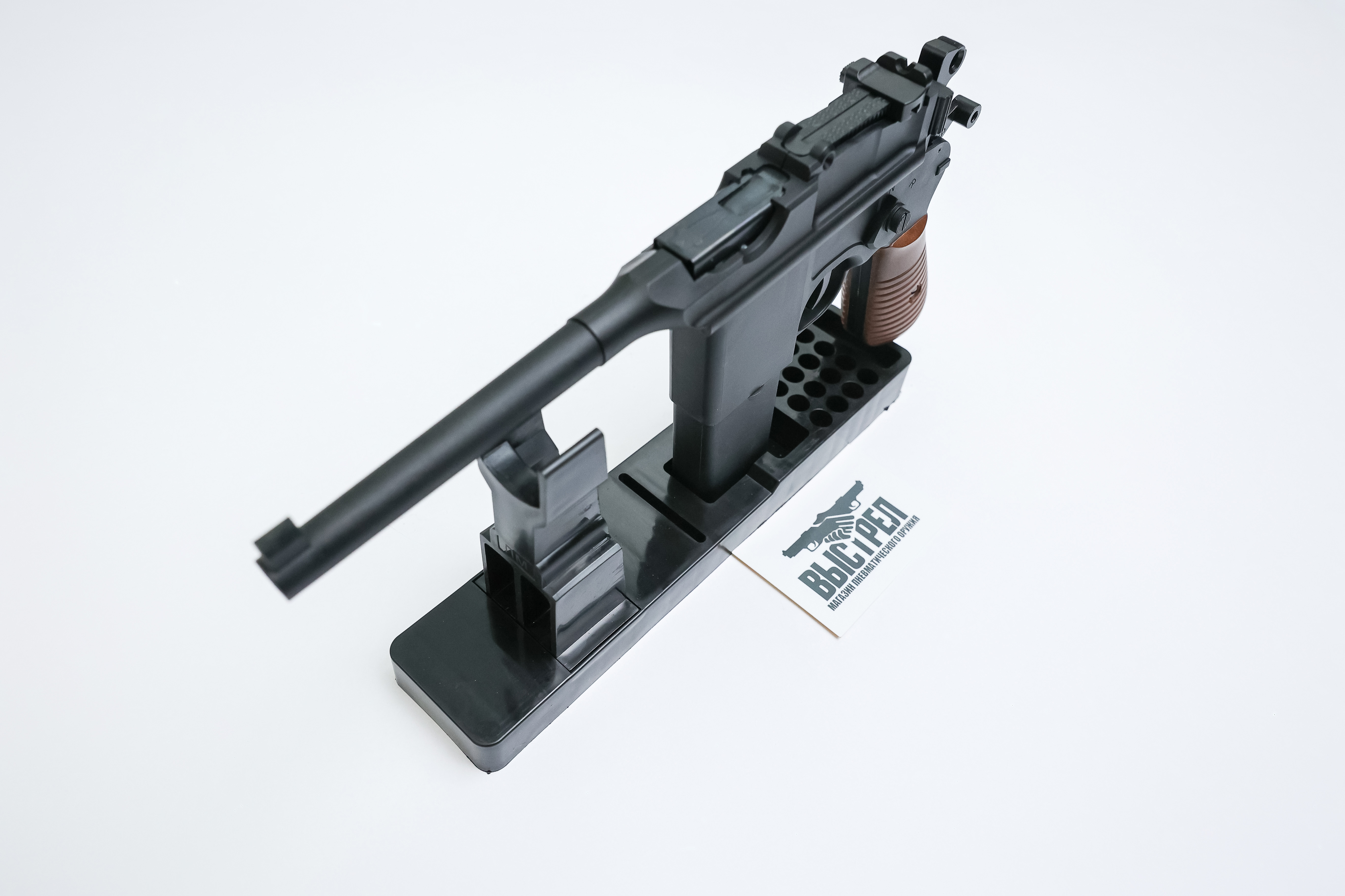 Пневматический пистолет Umarex Legends C96 4,5 мм