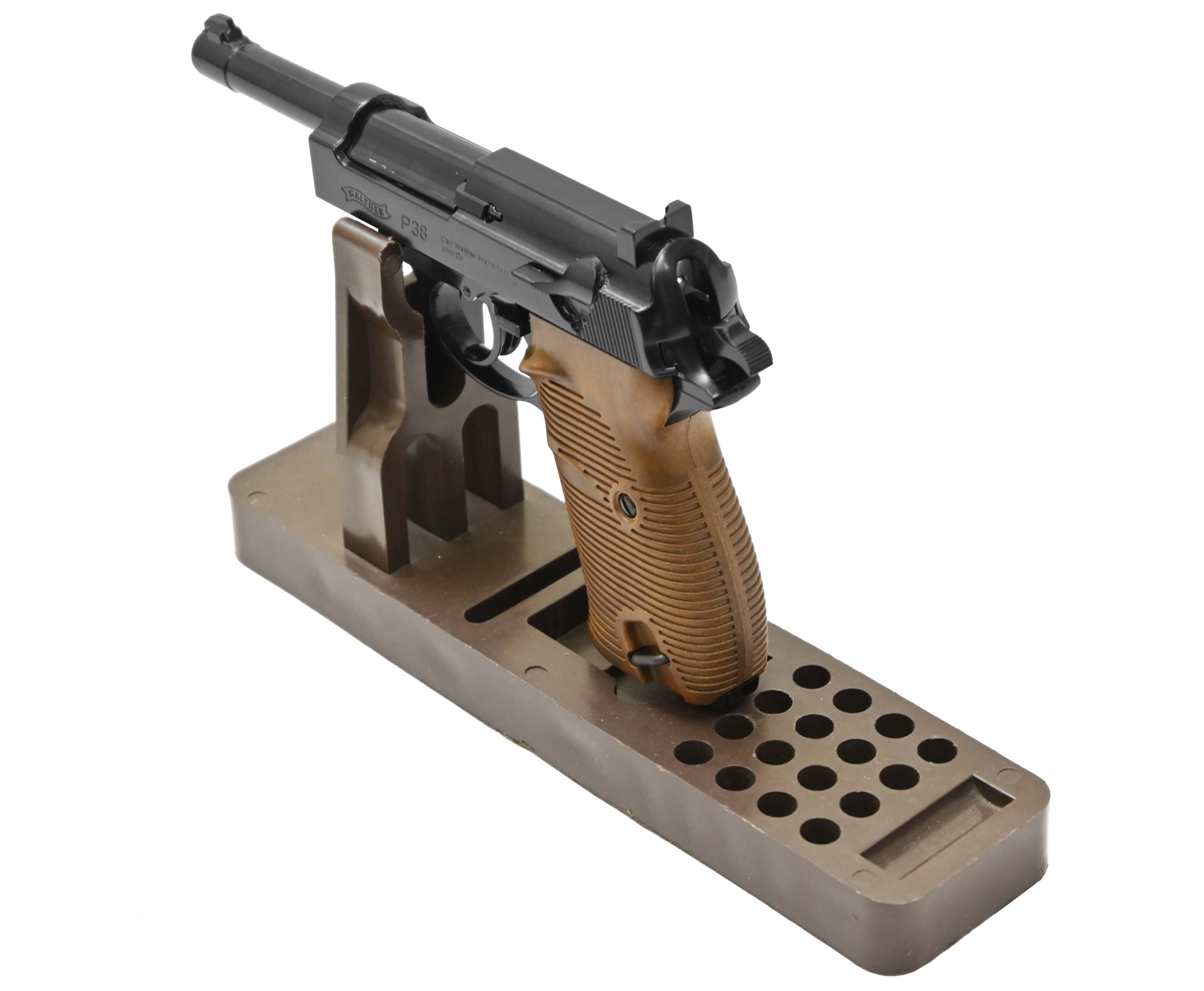 Пневматический пистолет Umarex Walther P38 4,5 мм