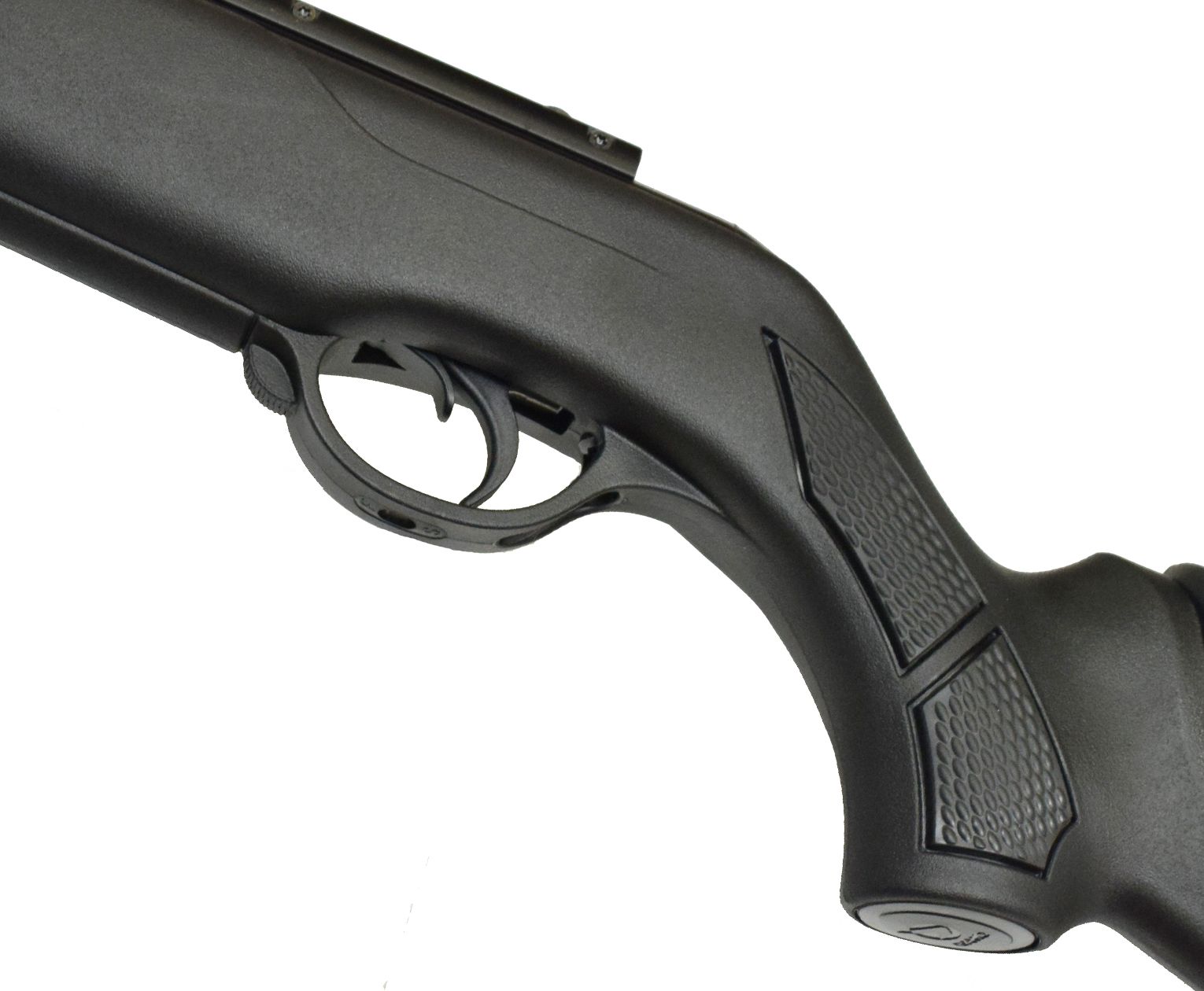 Пневматическая винтовка Gamo Shadow DX 4,5 мм